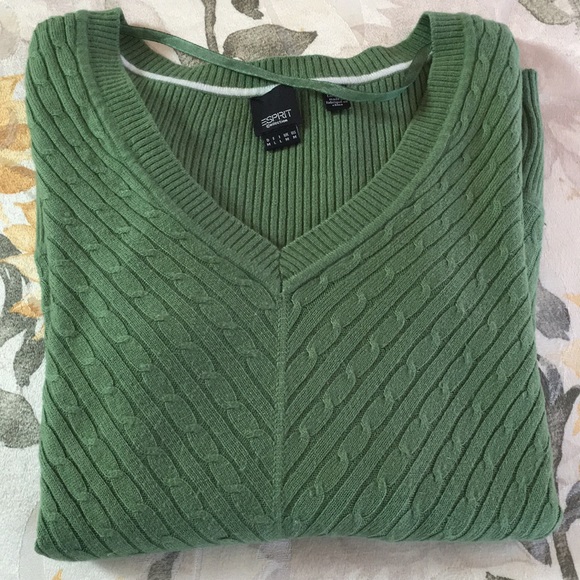 Esprit Sweaters - Pretty Esprit Sweater